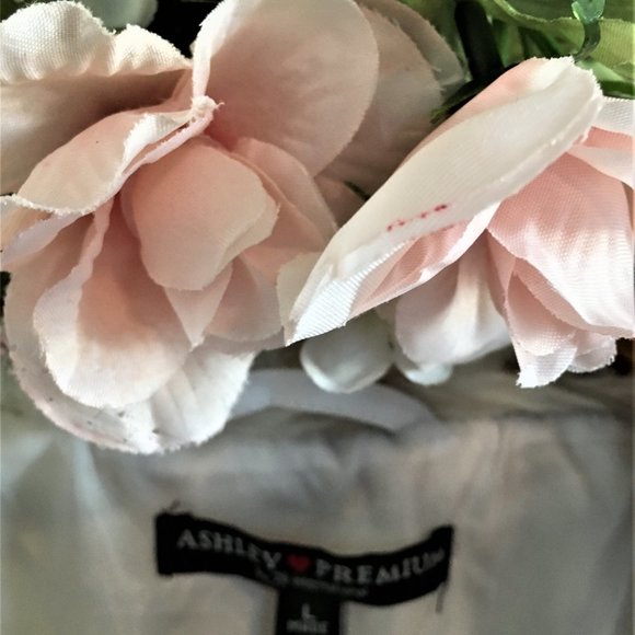 Ashley Premium Fur Vest - Picture 4 of 7